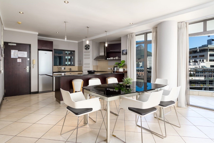 2 Bedroom Property for Sale in Cape Town City Centre Western Cape